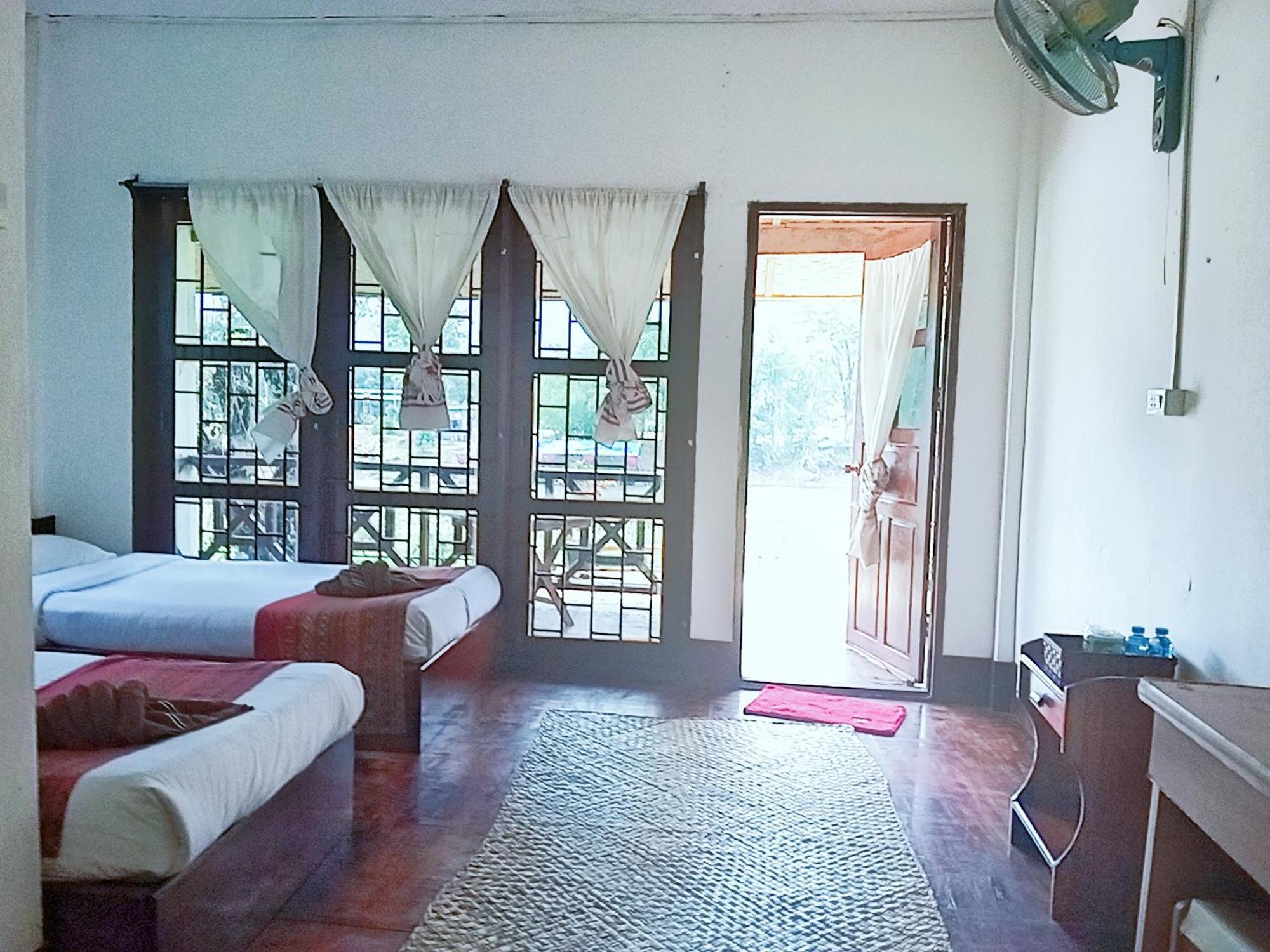 Vangvieng Ruby'Homestay Vang Vieng Εξωτερικό φωτογραφία