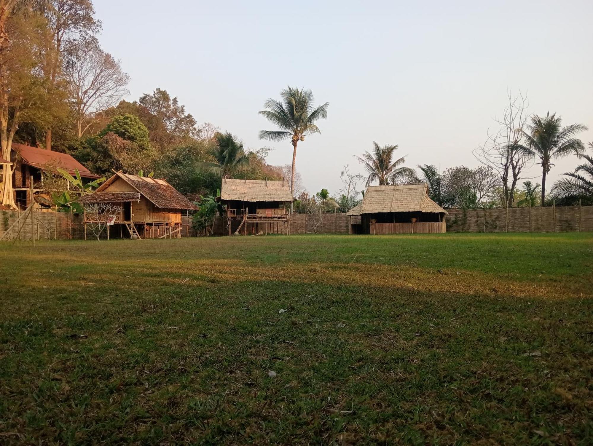 Vangvieng Ruby'Homestay Vang Vieng Εξωτερικό φωτογραφία